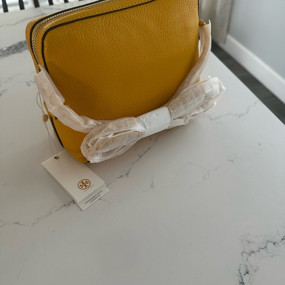 TORY BURCH Taylor Camera Bag Crossbody - Picture 3 of 4